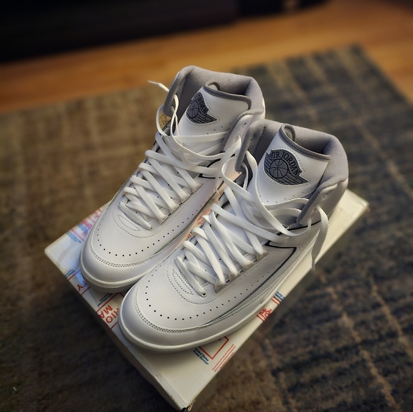 Retro Jordan 2 - Picture 3 of 6